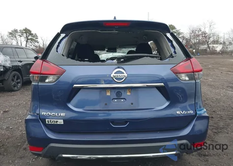 2018 Nissan Rogue Sv z USA, uszkodzony, nr VIN 5N1AT2MV8JC848622